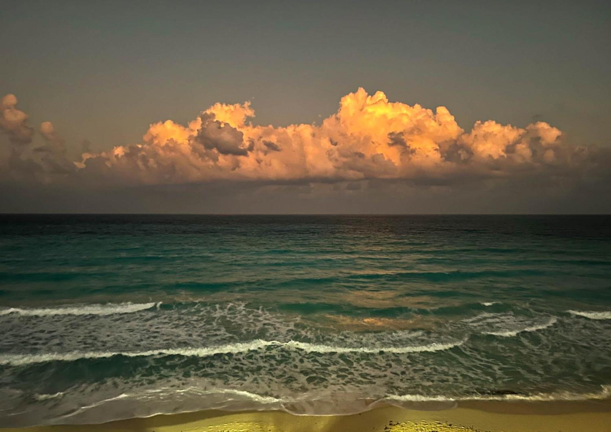 Seashore Apartment Cancun Exterior photo